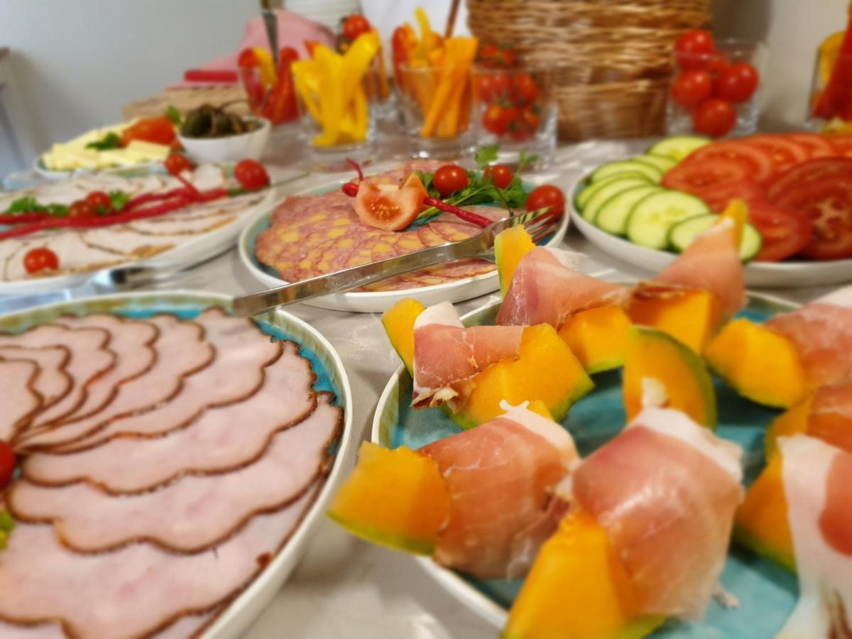 Althofen  Bed And Breakfast Mittelkaernten מראה חיצוני תמונה